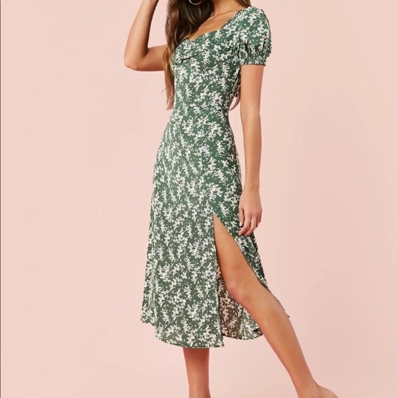 Puff Sleeve Ruched Front Split Dress - Picture 3 of 3